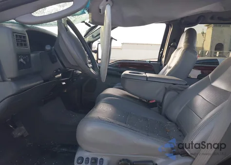 2003 Ford F-350 Lariat/Xl/Xlt z USA, uszkodzony, nr VIN 1FTSW31F23EB11328